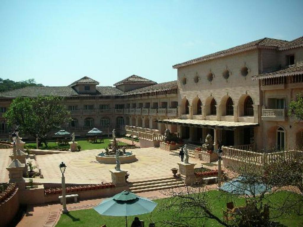 Evershine Resort & Spa Mahābaleshwar Kültér fotó